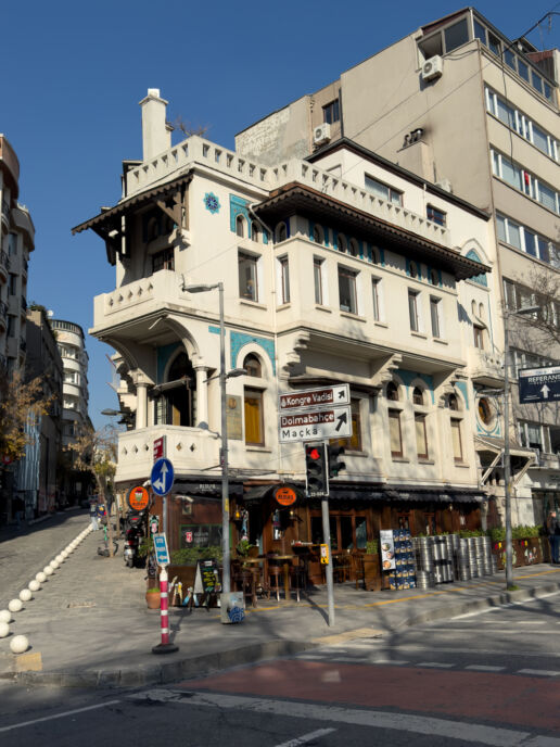 Vedad Tek Evi